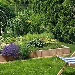 Hidden Gem Garden Apartamento Cracovia